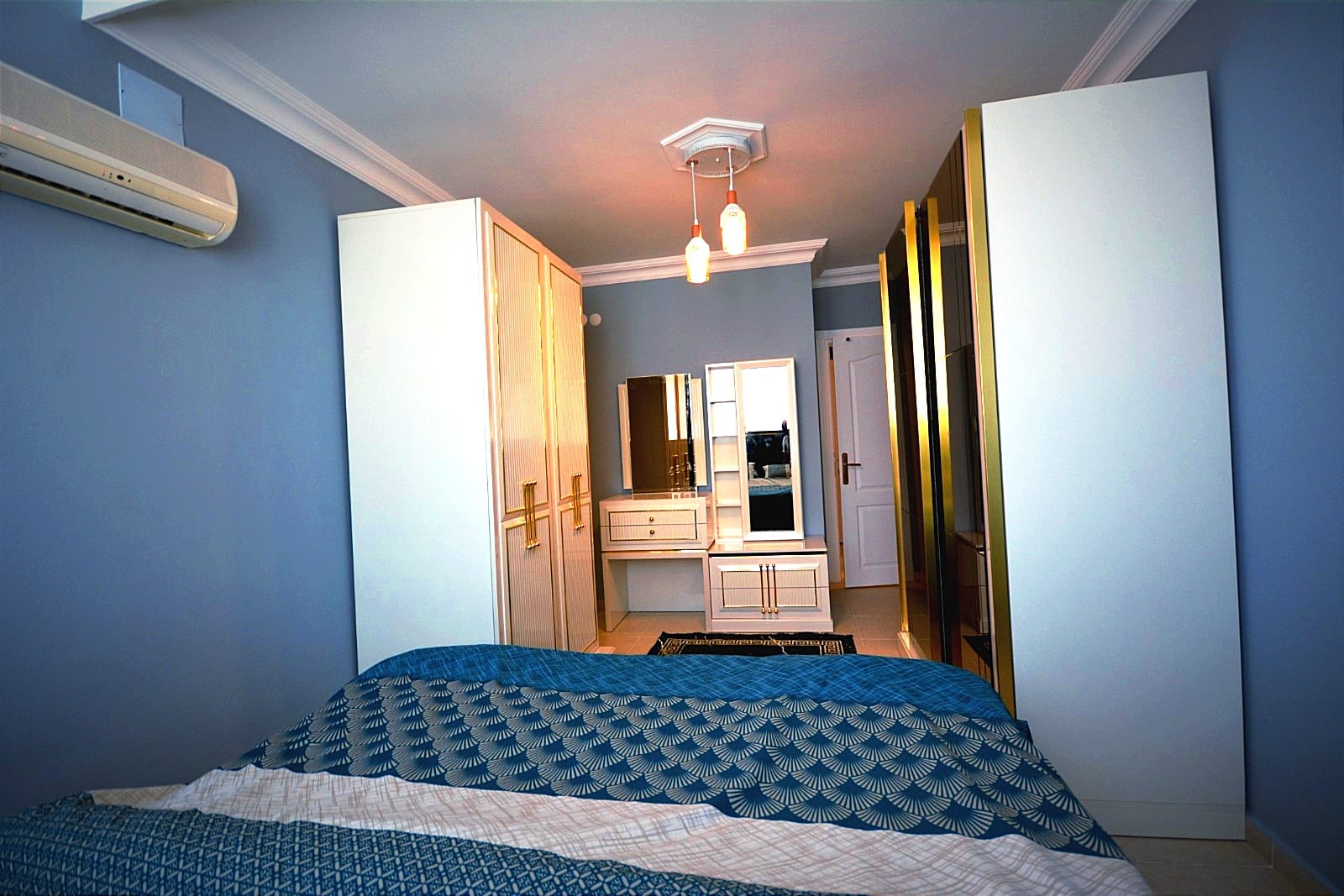 Трехкомнатная квартира с новой мебелью в 250метрах от моря, 120м2 фото 15