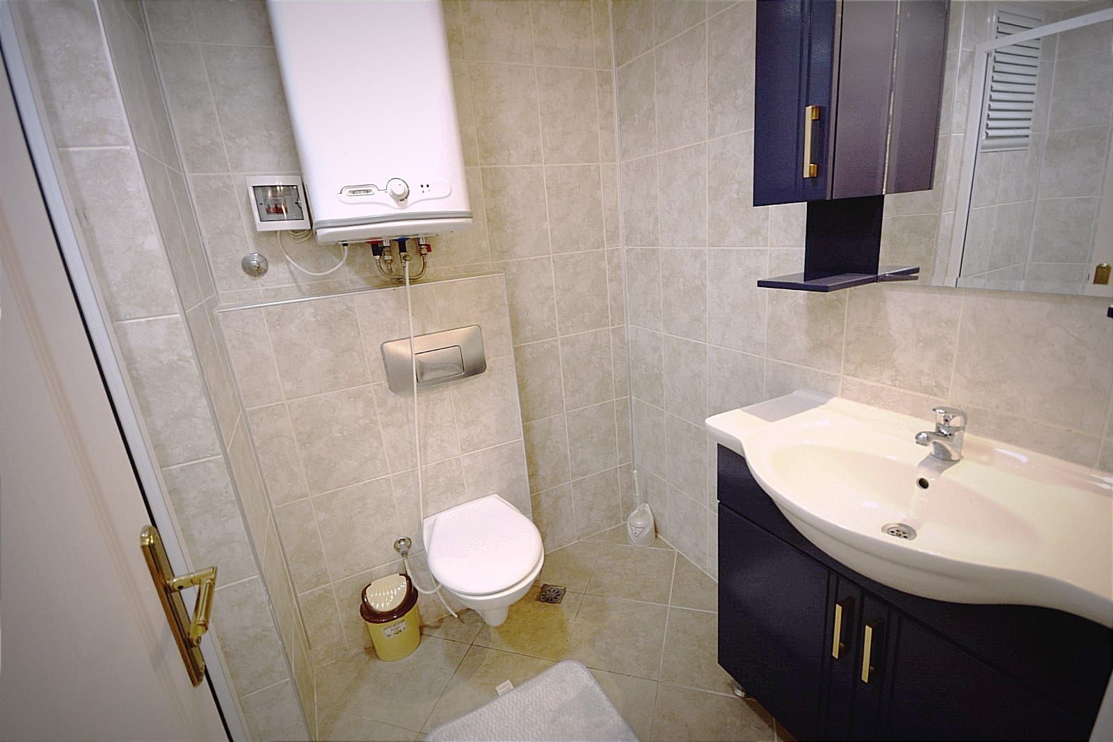 Трехкомнатная квартира с новой мебелью в 250метрах от моря, 120м2 фото 21