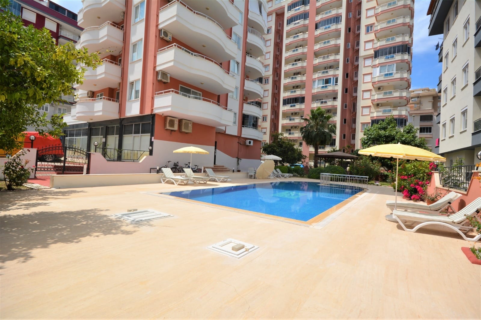 Трехкомнатная квартира с новой мебелью в 250метрах от моря, 120м2 фото 25