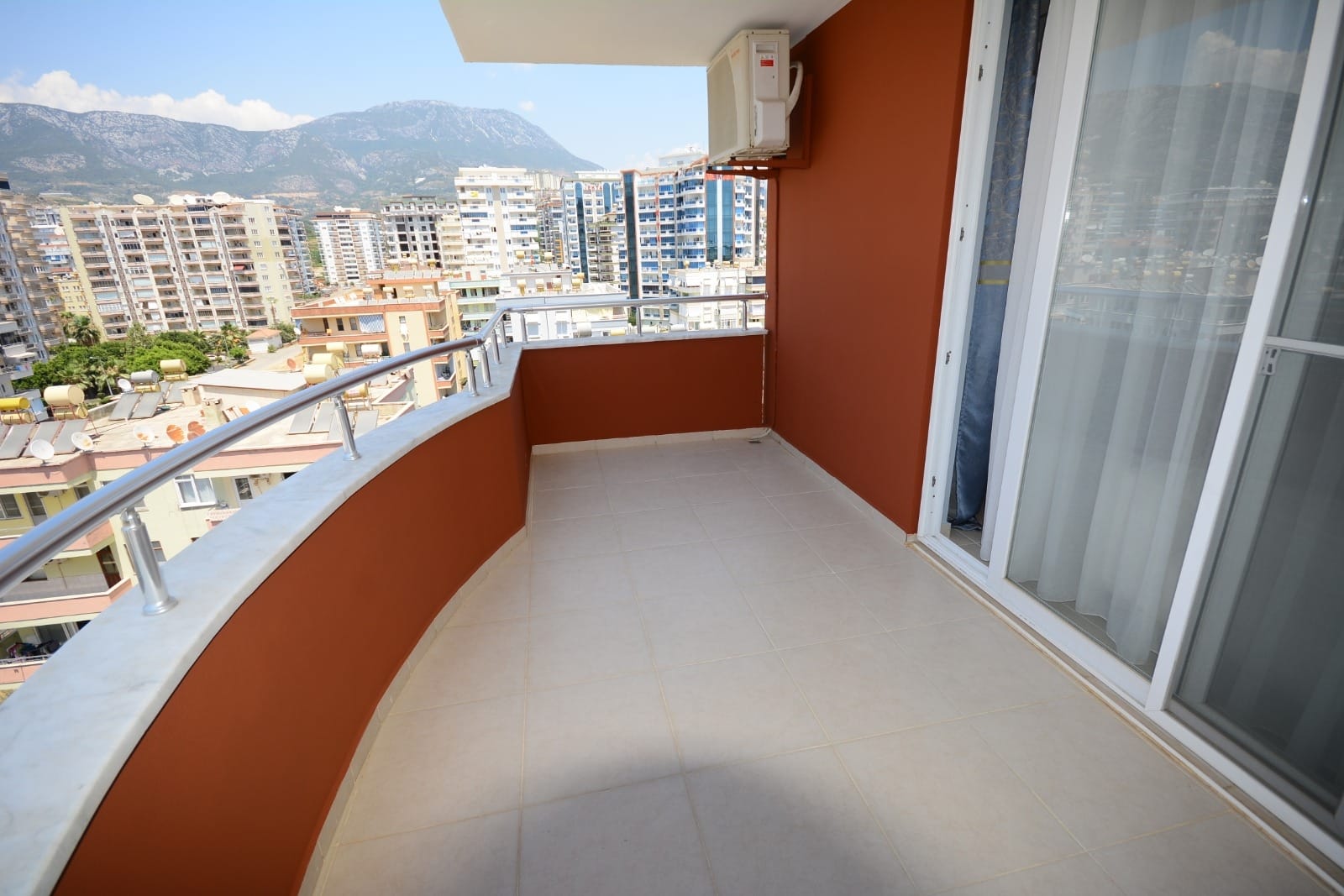 Трехкомнатная квартира с новой мебелью в 250метрах от моря, 120м2 фото 26