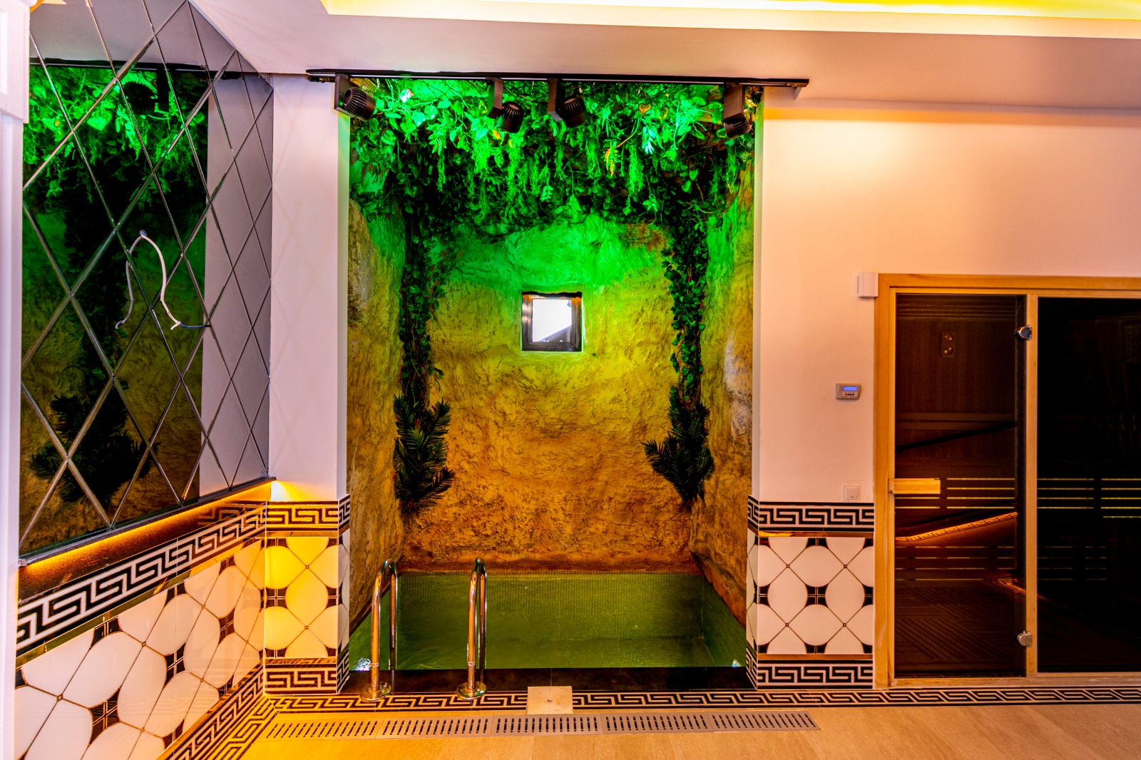 Apartment in one of the best projects in Mahmutlar with beautiful mountain views фото 17