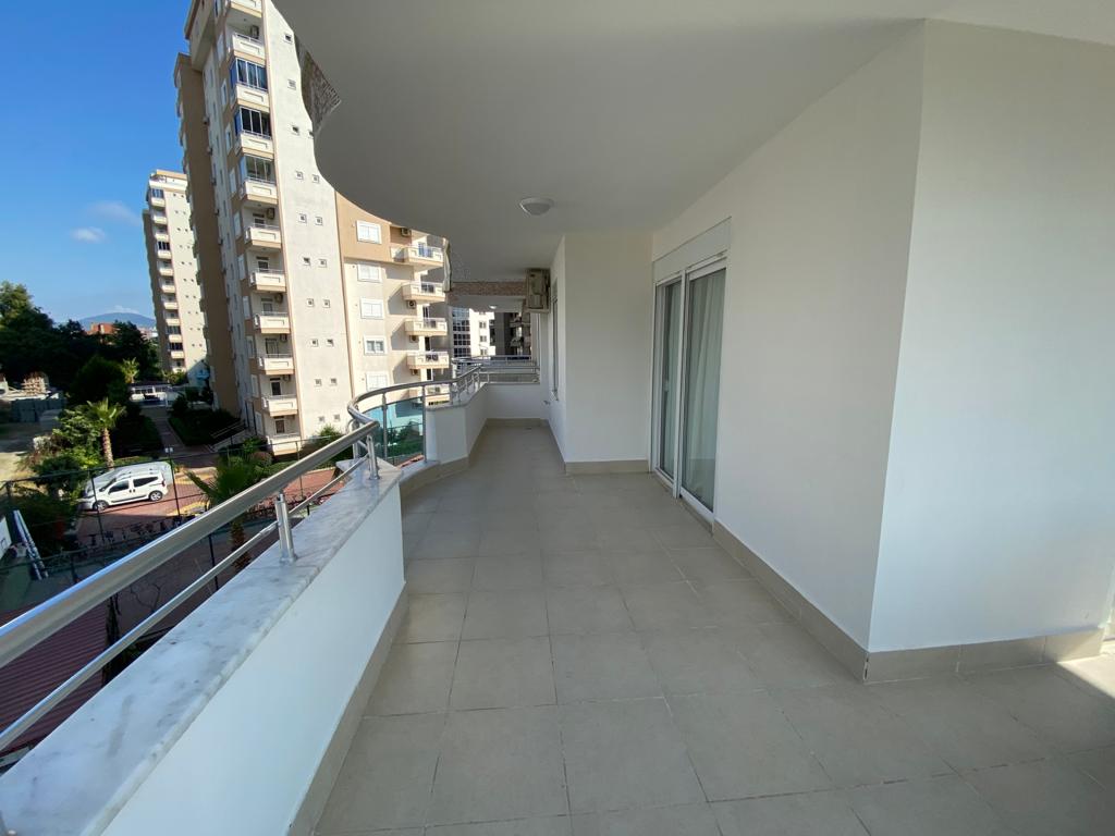 Просторная меблированная квартира 2+1 в Махмутларе, 120 м2. фото 16