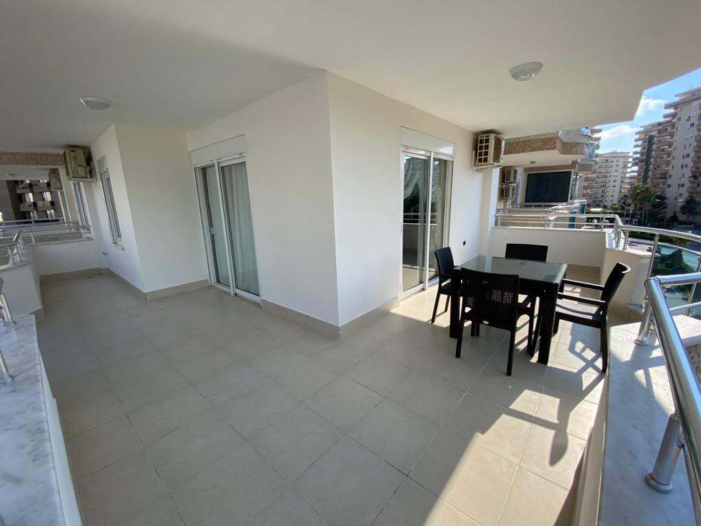 Просторная меблированная квартира 2+1 в Махмутларе, 120 м2. фото 22