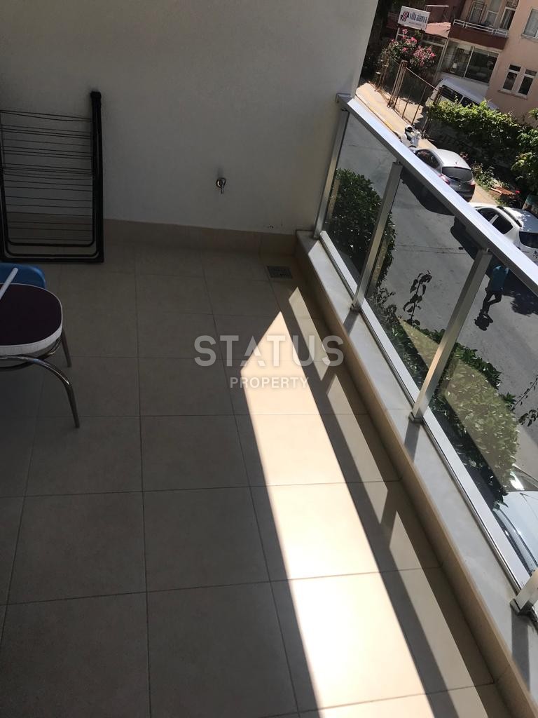 Уютная меблированная двухкомнатная квартира в центре города, 75 м2. фото 9