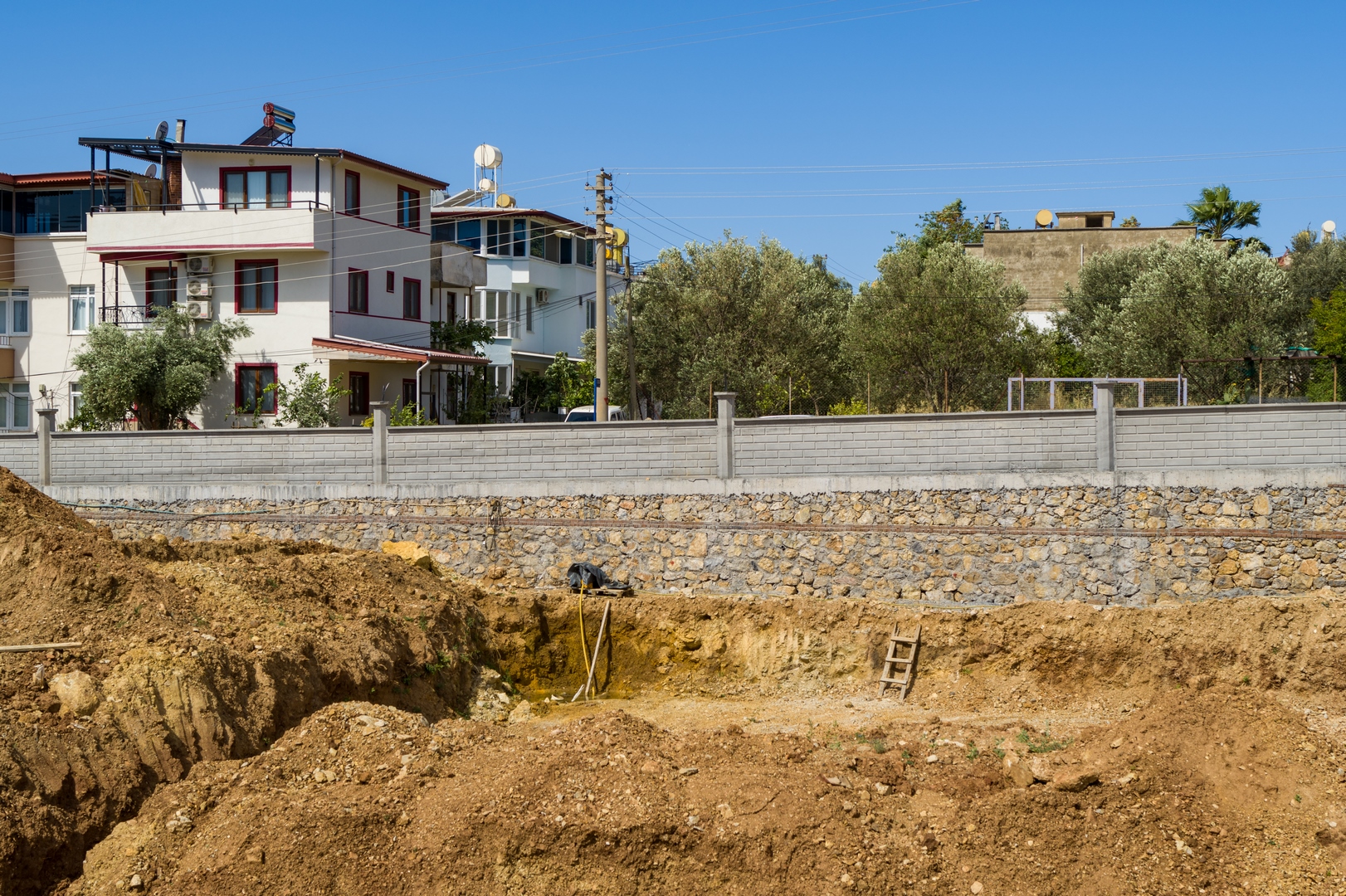 A new project at the excavation stage in the promising Demirtas area! Profitable investment! фото 5