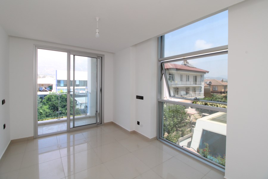 Apartment 2+1 150 meters from the sea in Kestel, 110 m2 фото 5