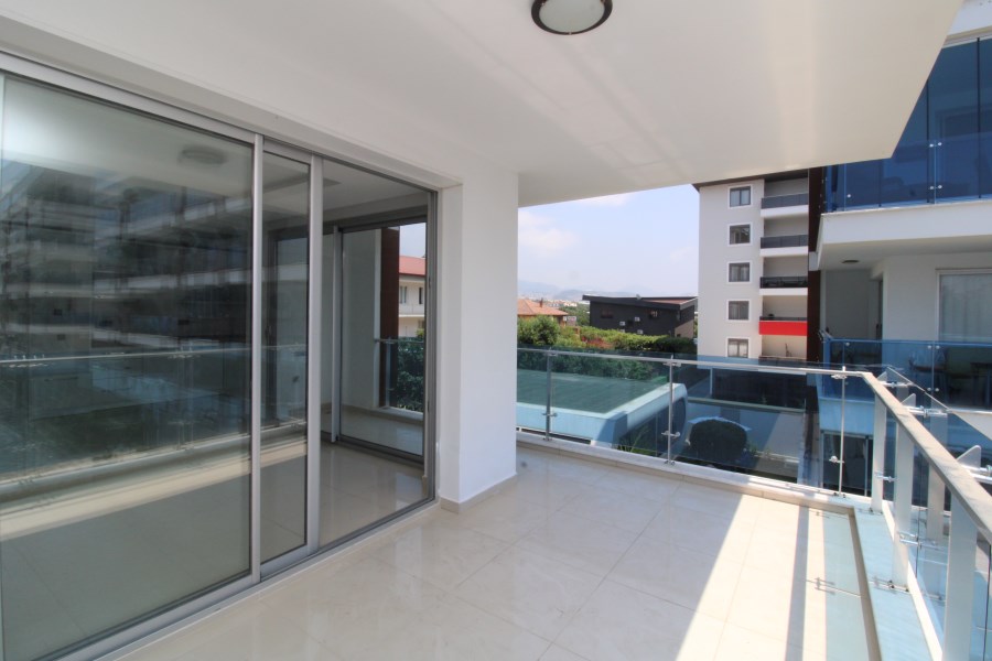 Apartment 2+1 150 meters from the sea in Kestel, 110 m2 фото 13