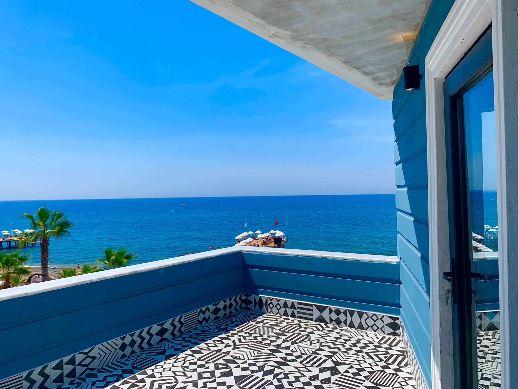 Шикарная вилла на берегу моря в районе Конаклы! 230 м2 фото 17