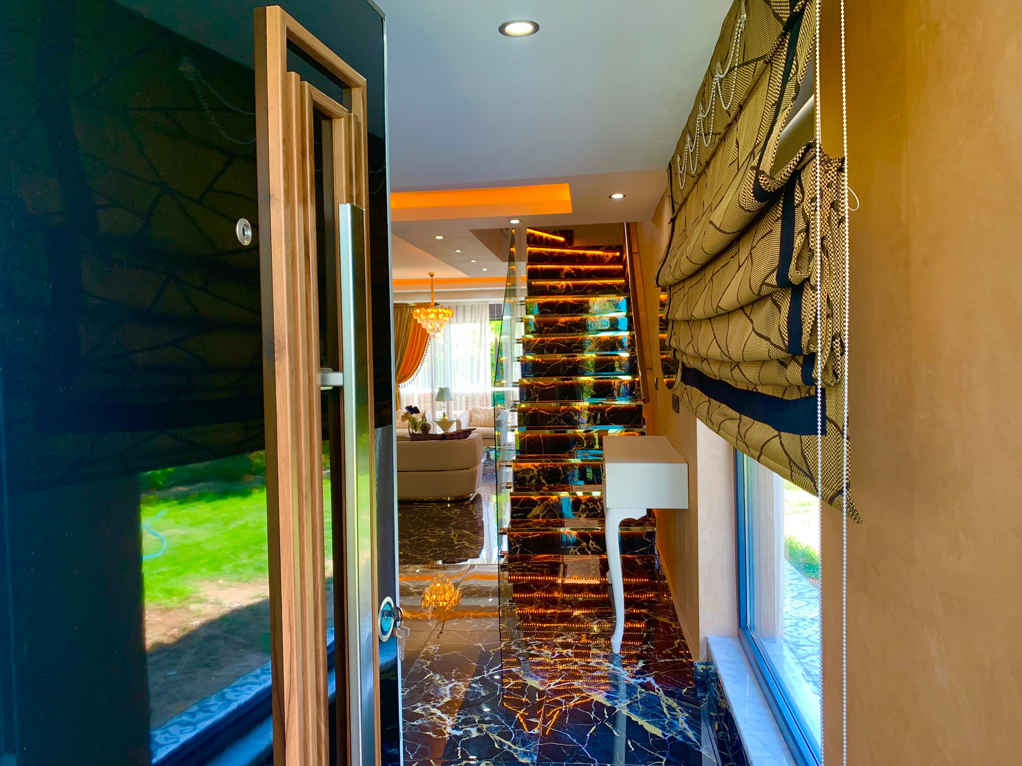 Шикарная вилла на берегу моря в районе Конаклы! 230 м2 фото 25