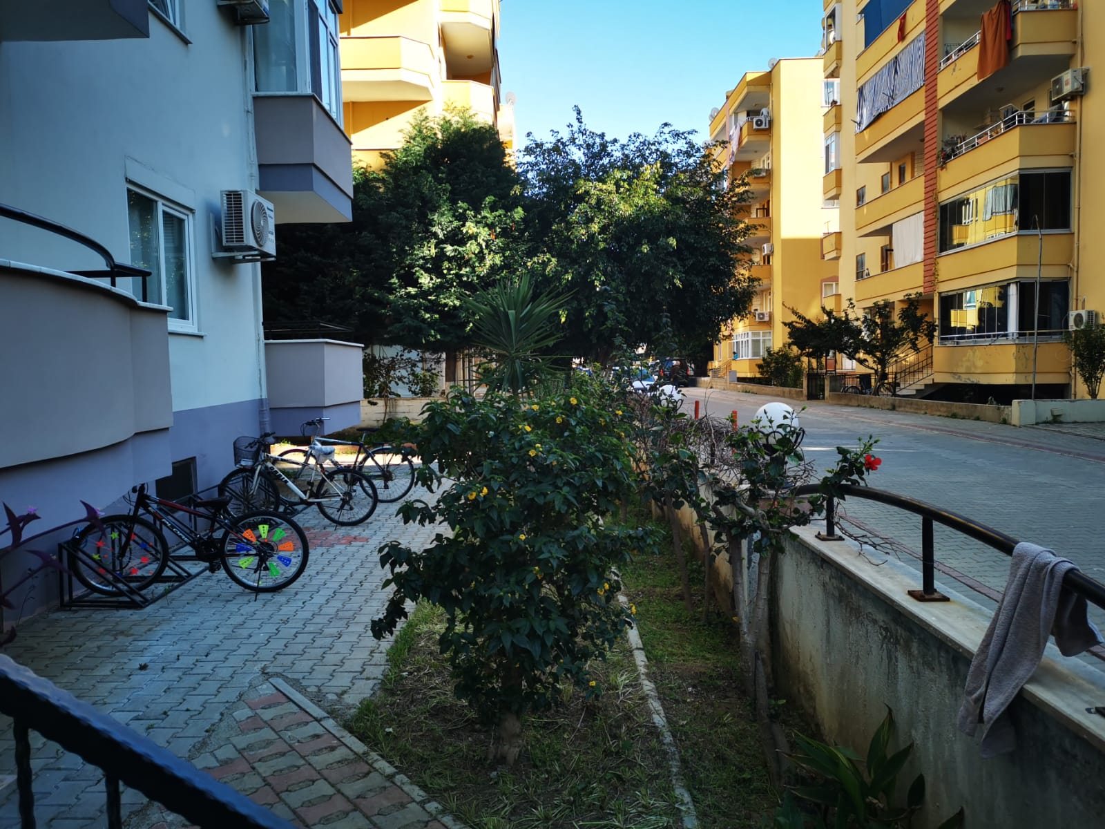 Просторная четырехкомнатная квартира в районе пятничного рынка в Махмутларе, 200м.кв фото 27