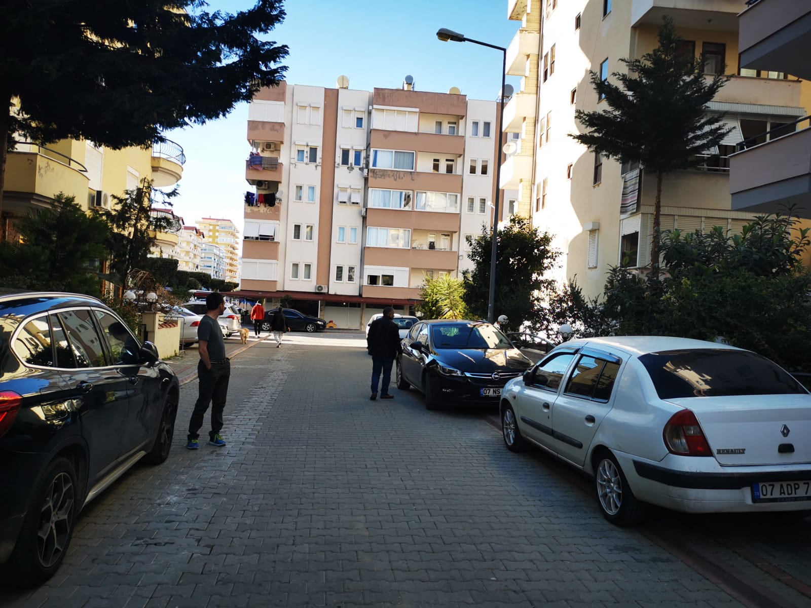 Просторная четырехкомнатная квартира в районе пятничного рынка в Махмутларе, 200м.кв фото 28