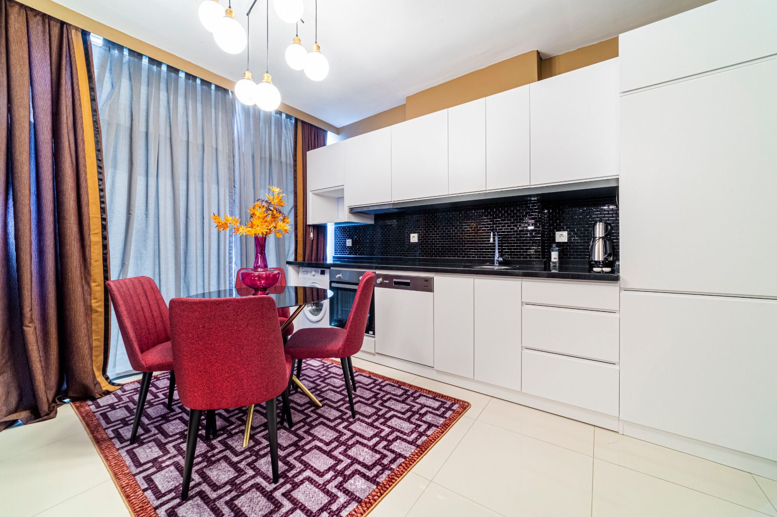 Просторные апартаменты 1+1 в одном их лучших комплексах Кестеля, 70 м2. фото 6