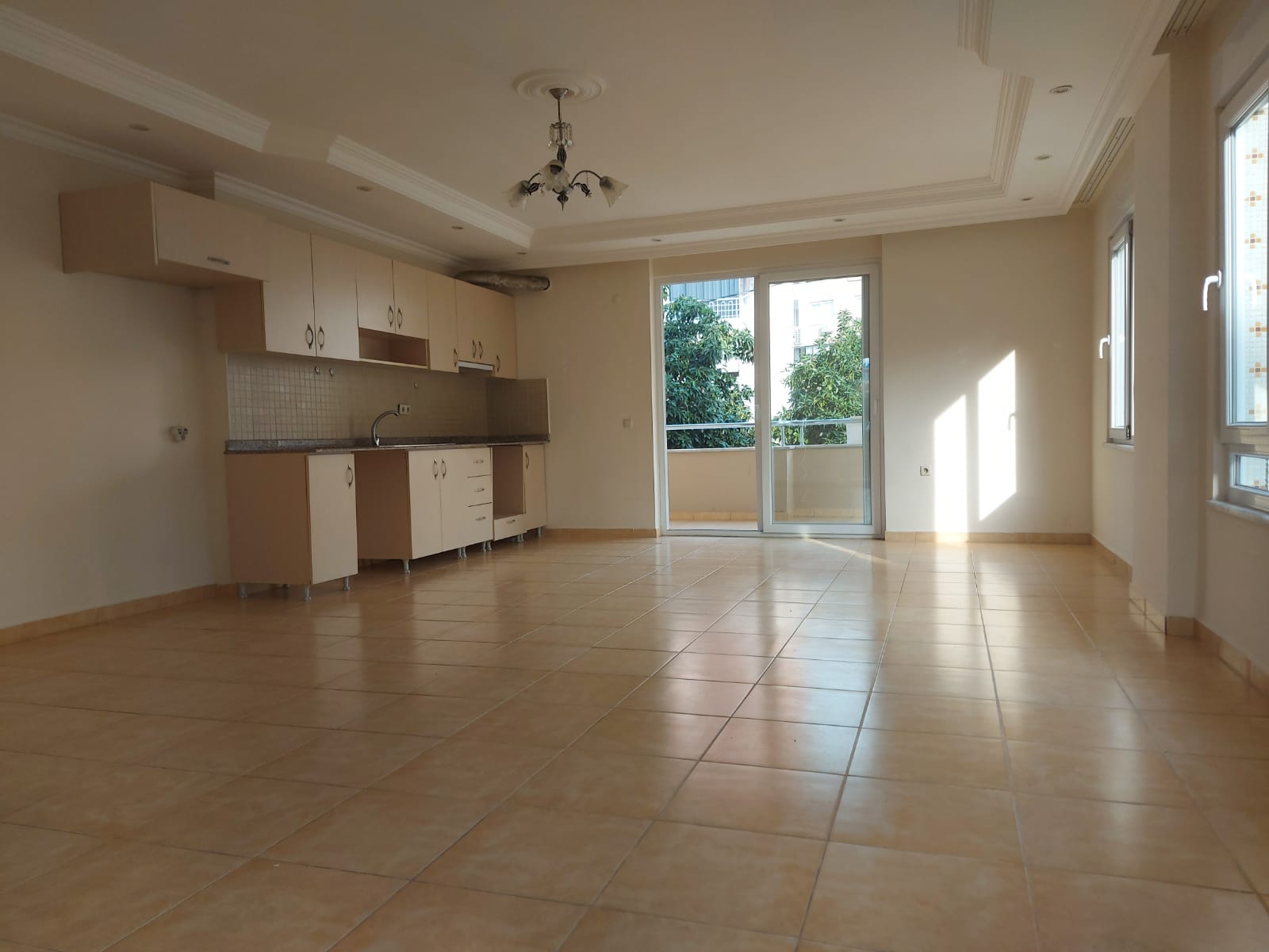 Spacious apartment 2+1 near the center of Alanya, in Cikcilli, 127 m2. фото 23