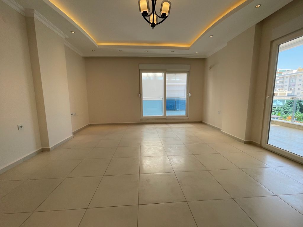 Крупнометражная квартира 1+1 в центре Махмутлара, 65 м2. фото 6