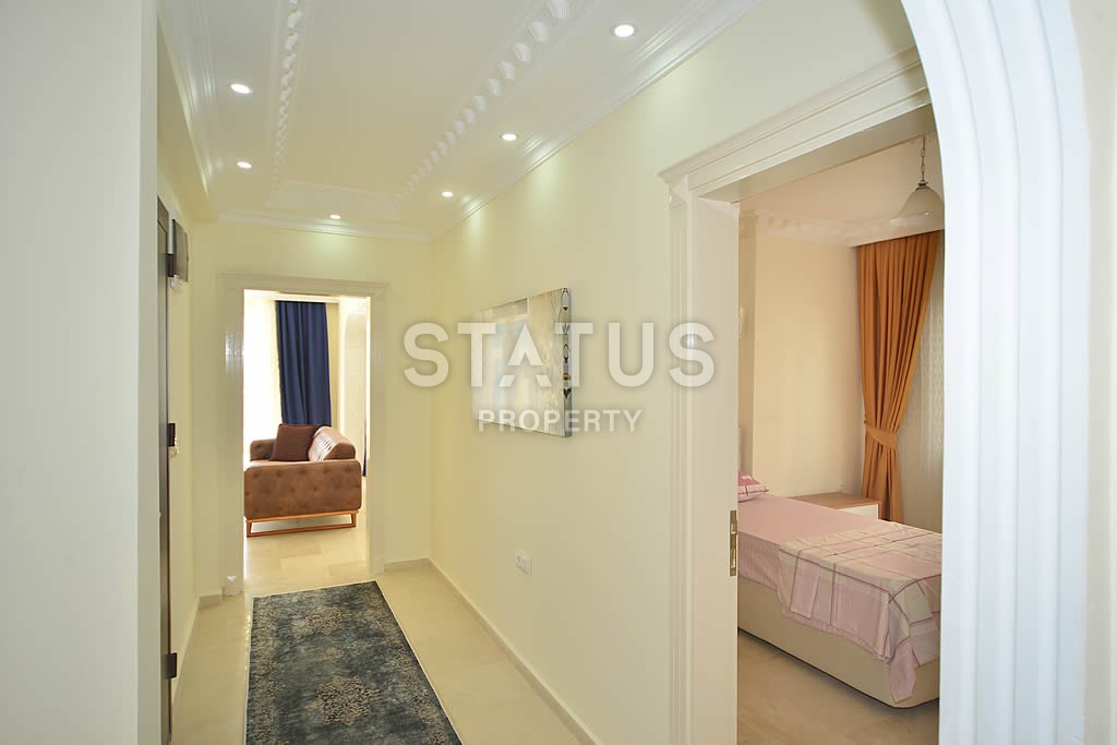 Трехкомнатная квартира с стильной мебелью по разумной цене 120 кв.м. фото 4