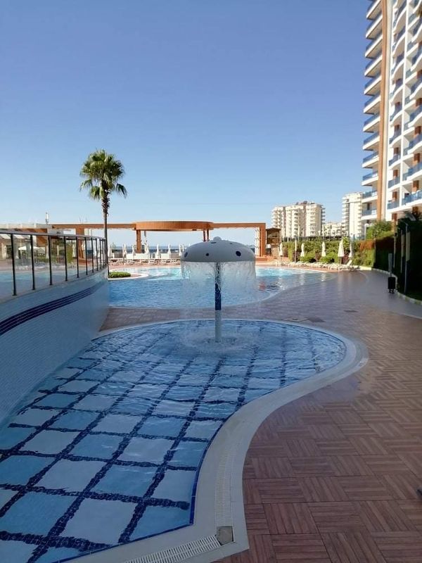 Просторная двухкомнатная квартира в элитном комплексе в Махмутларе, 70 м2 фото 21