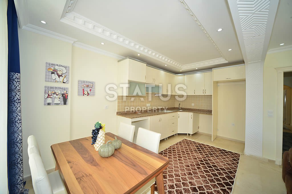 Трехкомнатная квартира с стильной мебелью по разумной цене 120 кв.м. фото 18