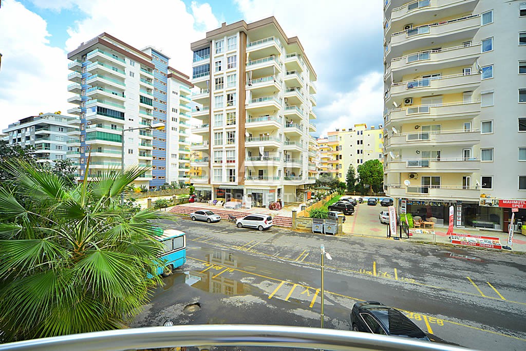 Трехкомнатная квартира с стильной мебелью по разумной цене 120 кв.м. фото 19