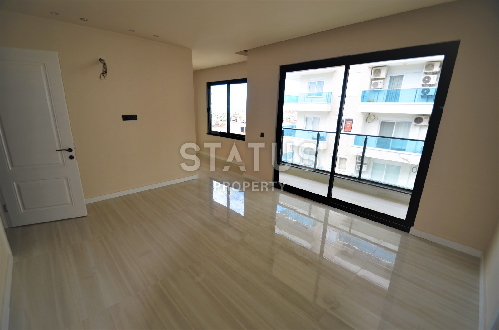 Шикарный пентхаус с потрясающим видом на море в центре района Махмутлар, 260 кв.м. фото 5