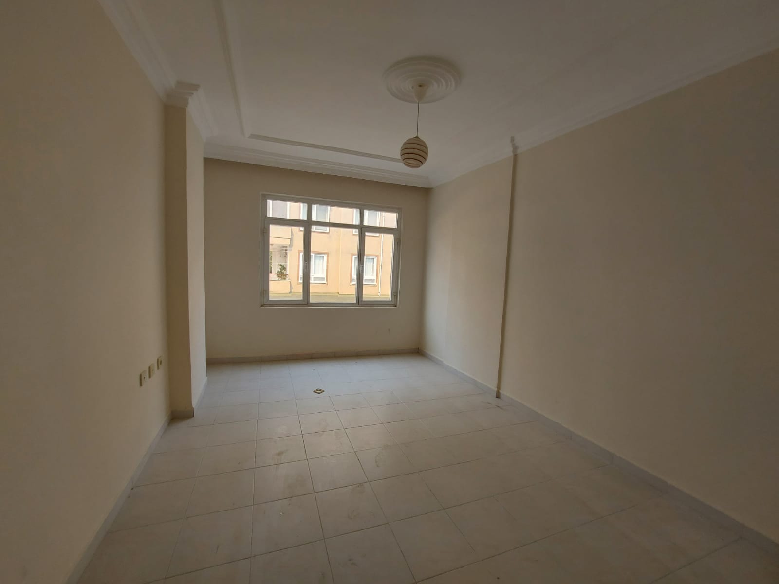 Квартира 3+1 с ремонтом в центре Алании рядом с морем, 140 м2 фото 3