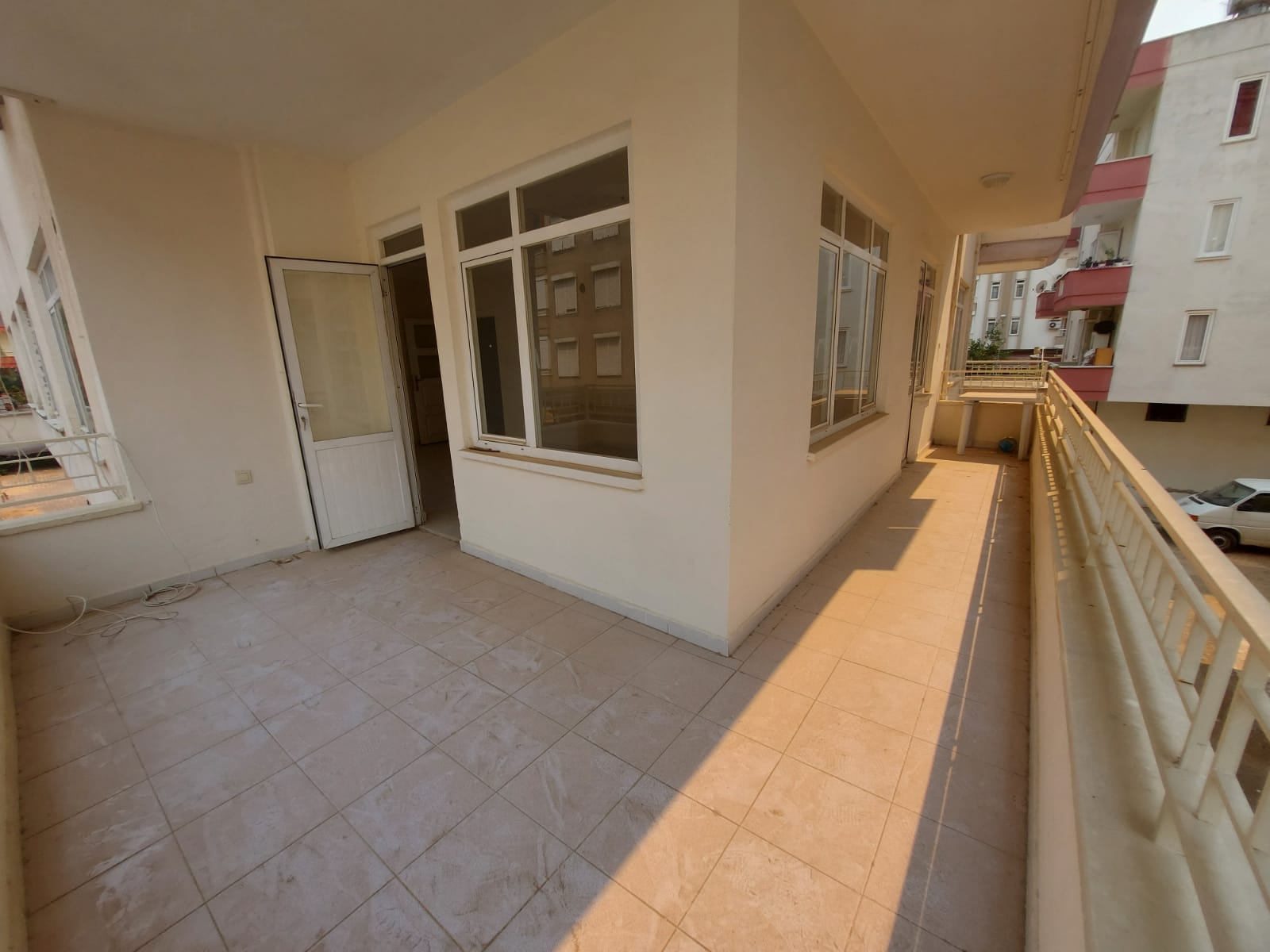 Квартира 3+1 с ремонтом в центре Алании рядом с морем, 140 м2 фото 11