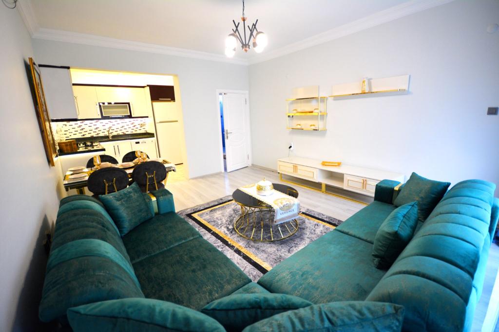 Furnished apartment 2+1 by the sea in the center of Mahmutlar, 130 m2. фото 4