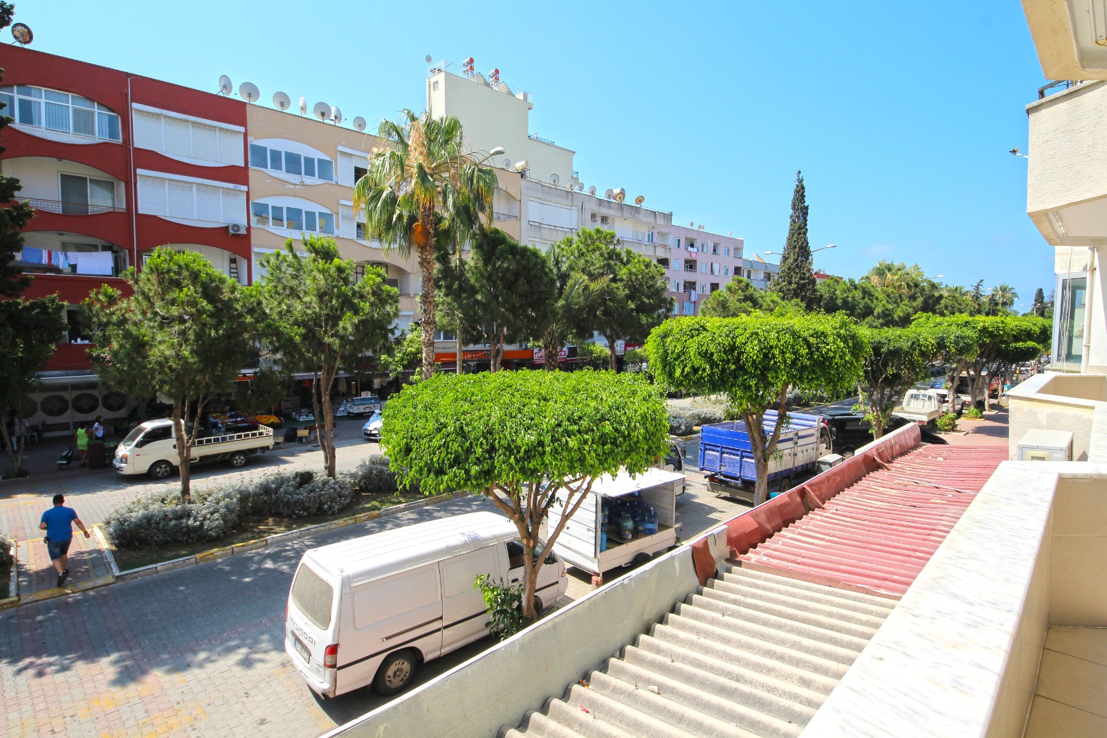 Furnished apartment 2+1 by the sea in the center of Mahmutlar, 130 m2. фото 16