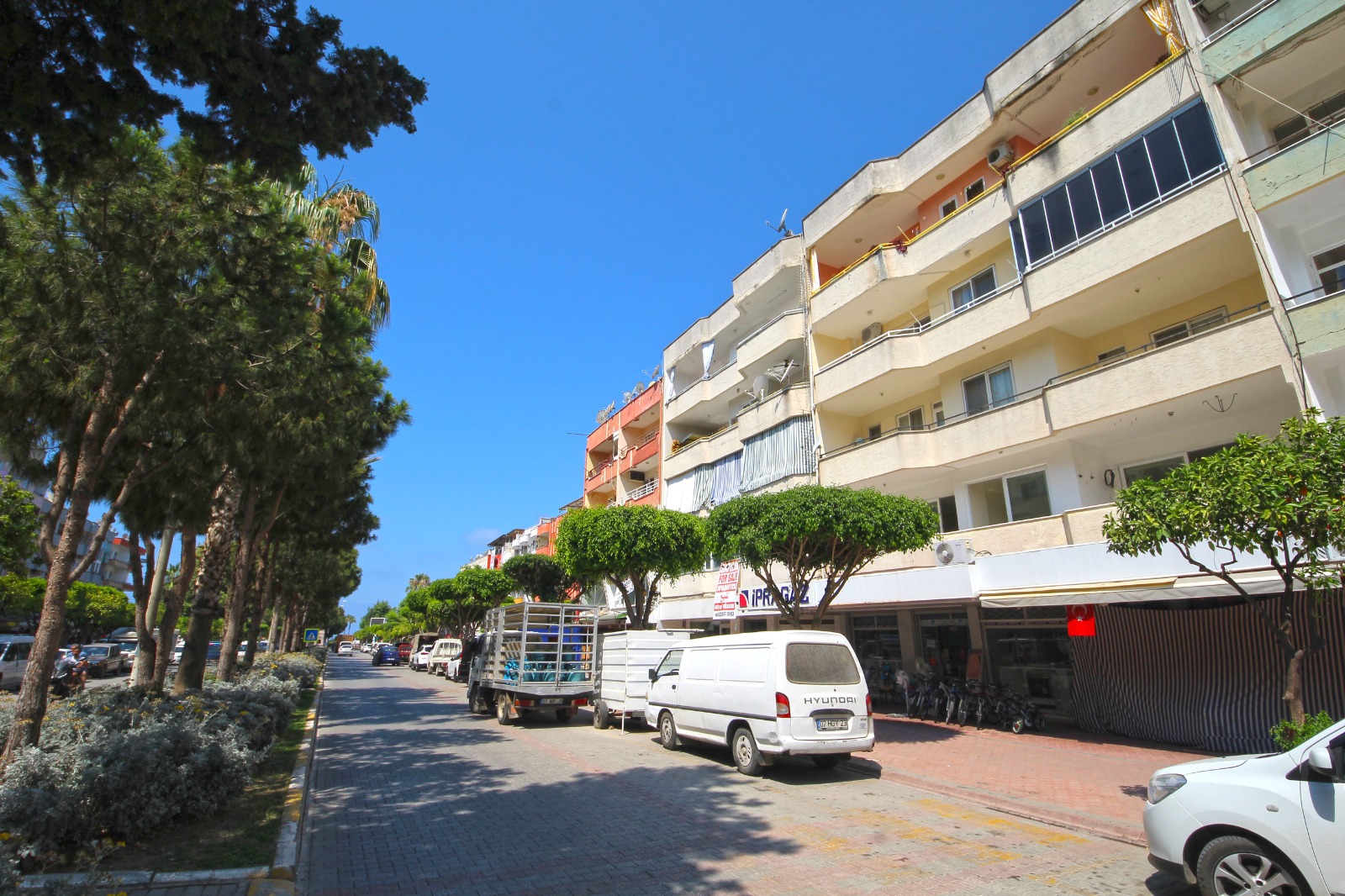 Furnished apartment 2+1 by the sea in the center of Mahmutlar, 130 m2. фото 17
