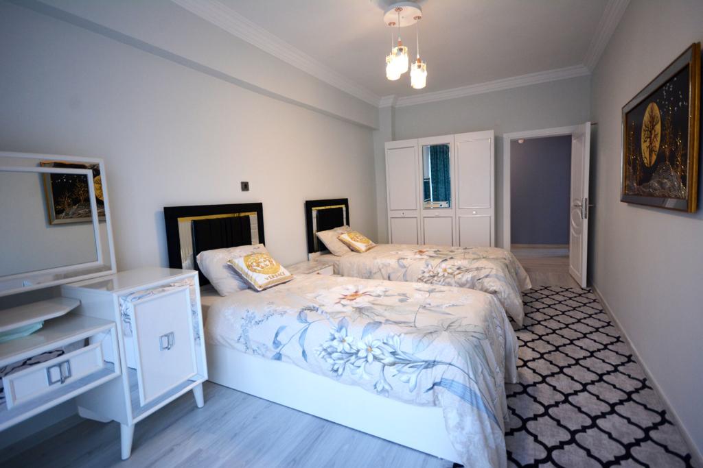 Furnished apartment 2+1 by the sea in the center of Mahmutlar, 130 m2. фото 21