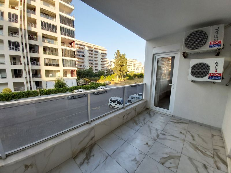 Меблированная квартира 1+1, 65 м2 в центре Махмутлара, 200 метров от пляжа. фото 5