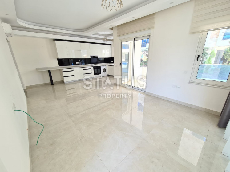 Шикарная трехкомнатная квартира в комплексе с инфраструктурой отеля 5* Махмутлар, 120кв.м фото 1