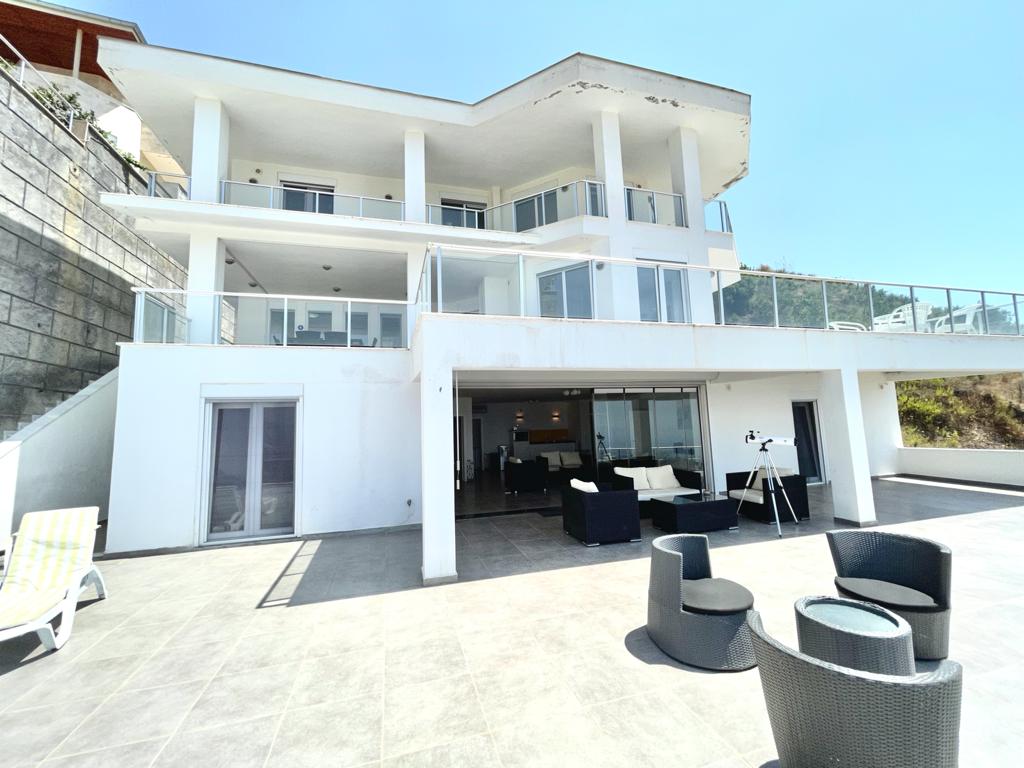 Вилла триплекс 5+2 с инфинити бассейном в Каргыджаке, 330 м2. фото 3