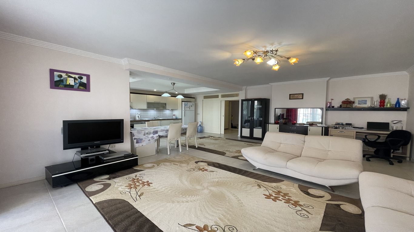 Просторная квартира 2+1 с мебелью в центре Махмутлара, 110 м2 фото 9