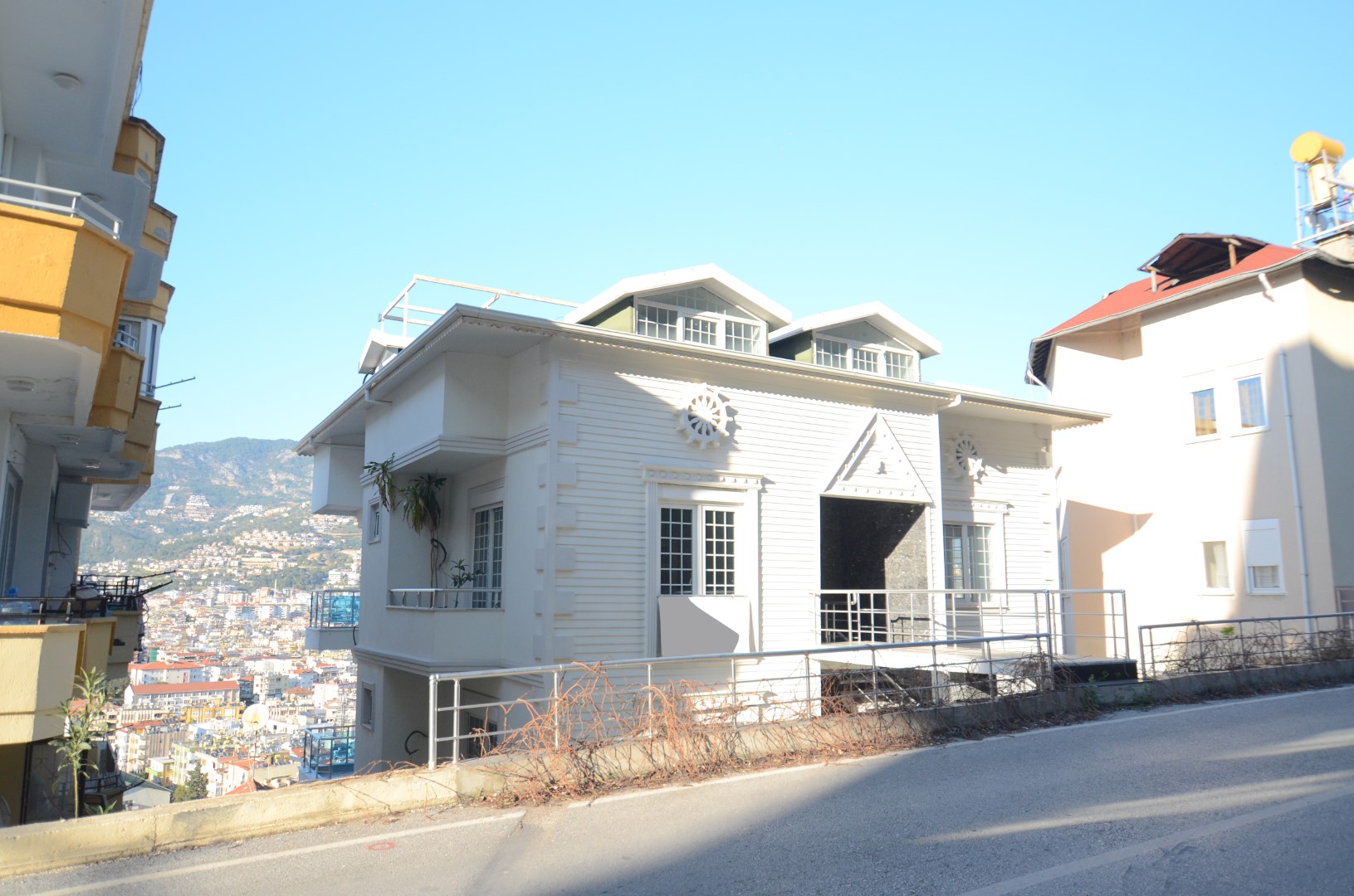 Penthouse 4+1 on the historic peninsula 240 m2. Center, Alanya. фото 4