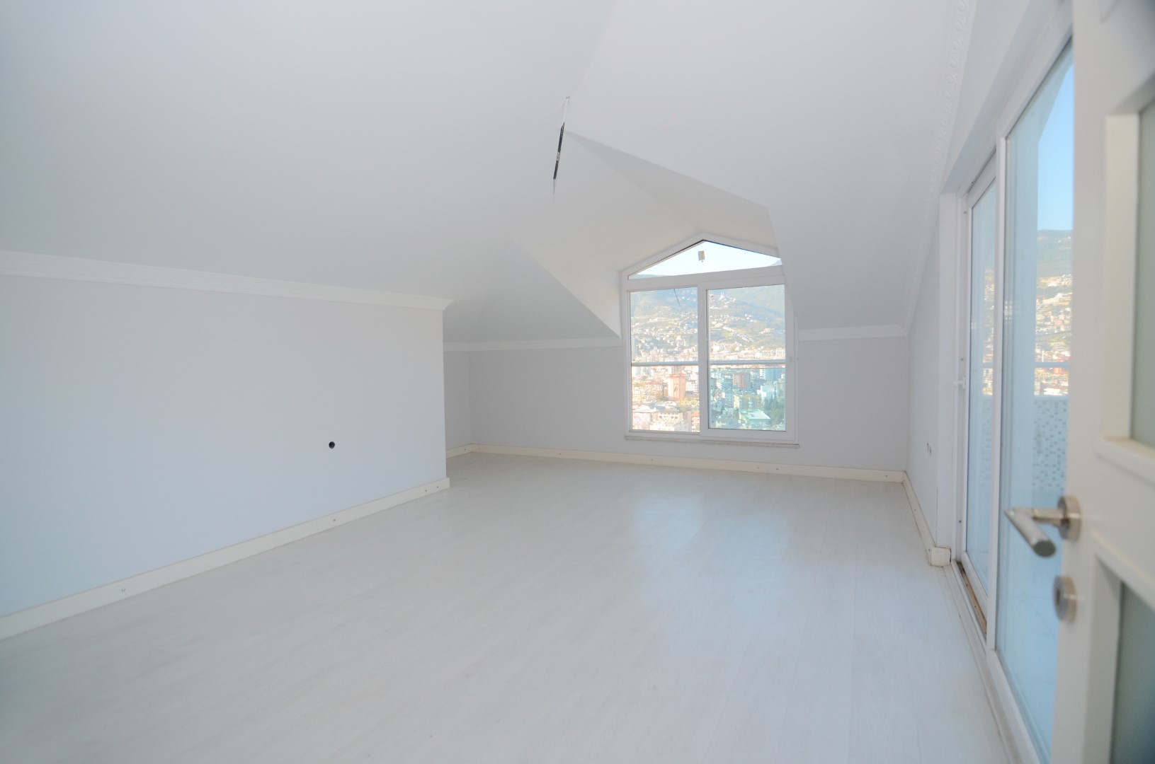 Penthouse 4+1 on the historic peninsula 240 m2. Center, Alanya. фото 8