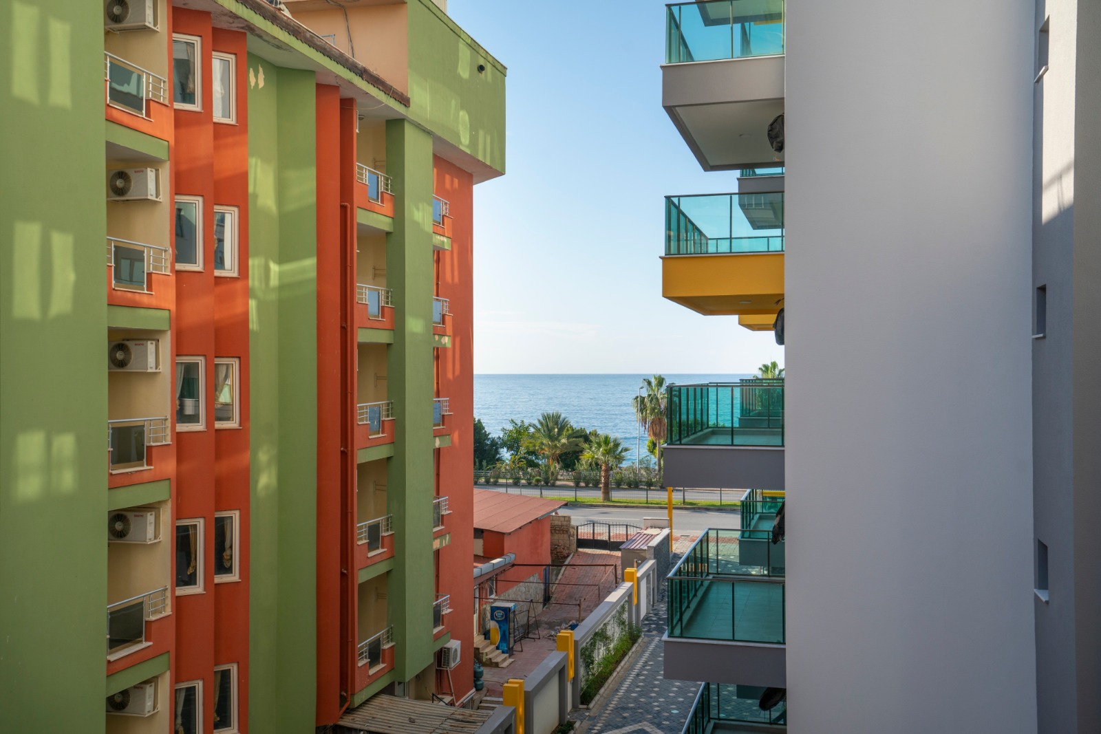 Seafront apartment 2+1 - 105 sq m in the Mahmutlar area. фото 7