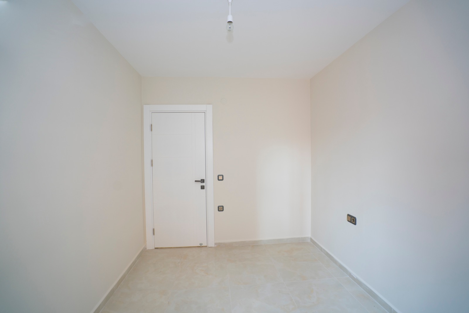 Seafront apartment 2+1 - 105 sq m in the Mahmutlar area. фото 12