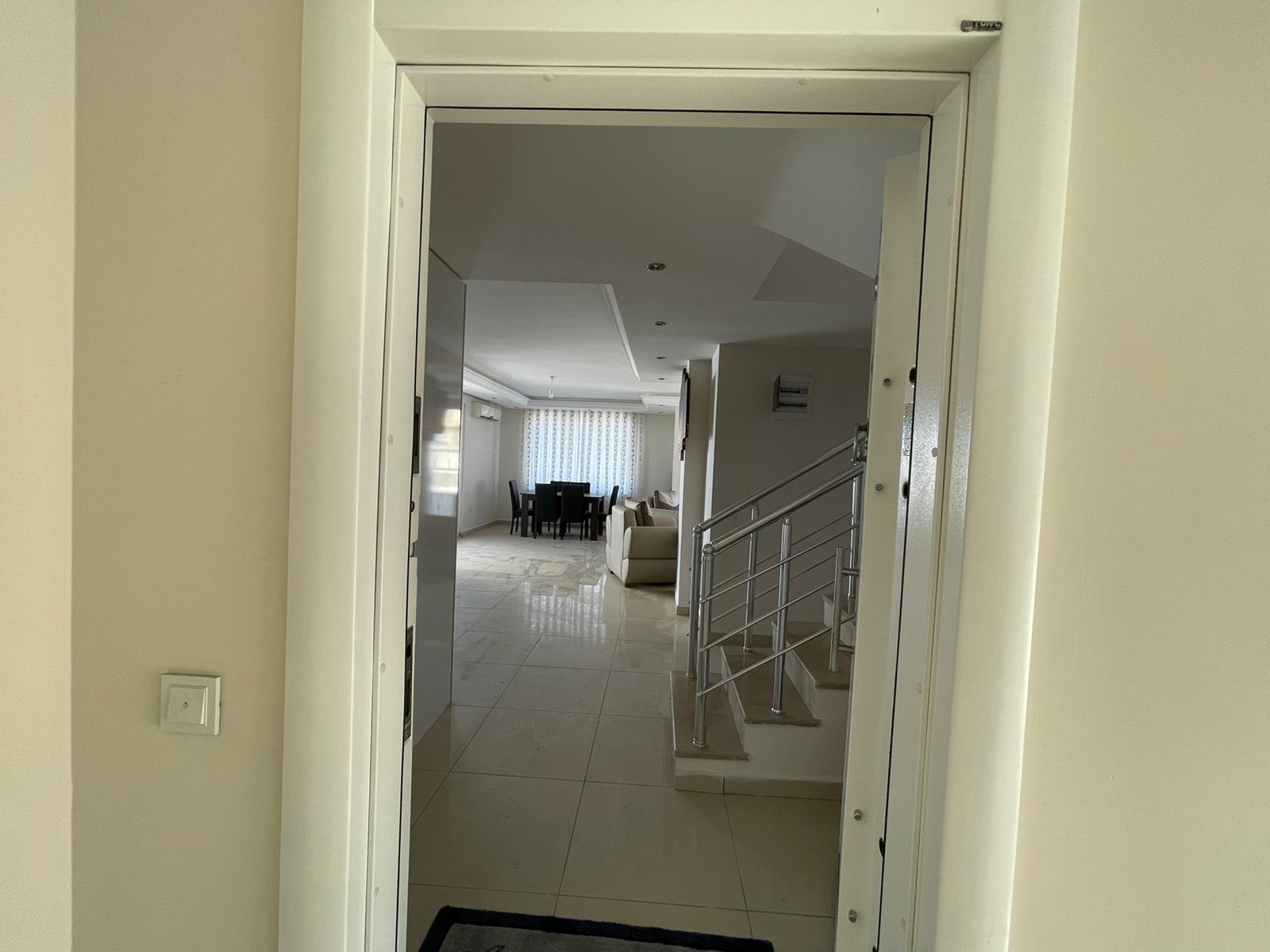 Duplex 3+2, overlooking the sea and mountains, 180 sq.m. фото 3