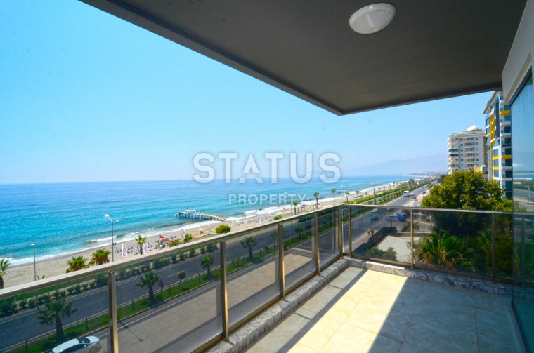 Апартаменты 2+1 на первой береговой линии в Махмутларе! 95 кв. м. фото 1