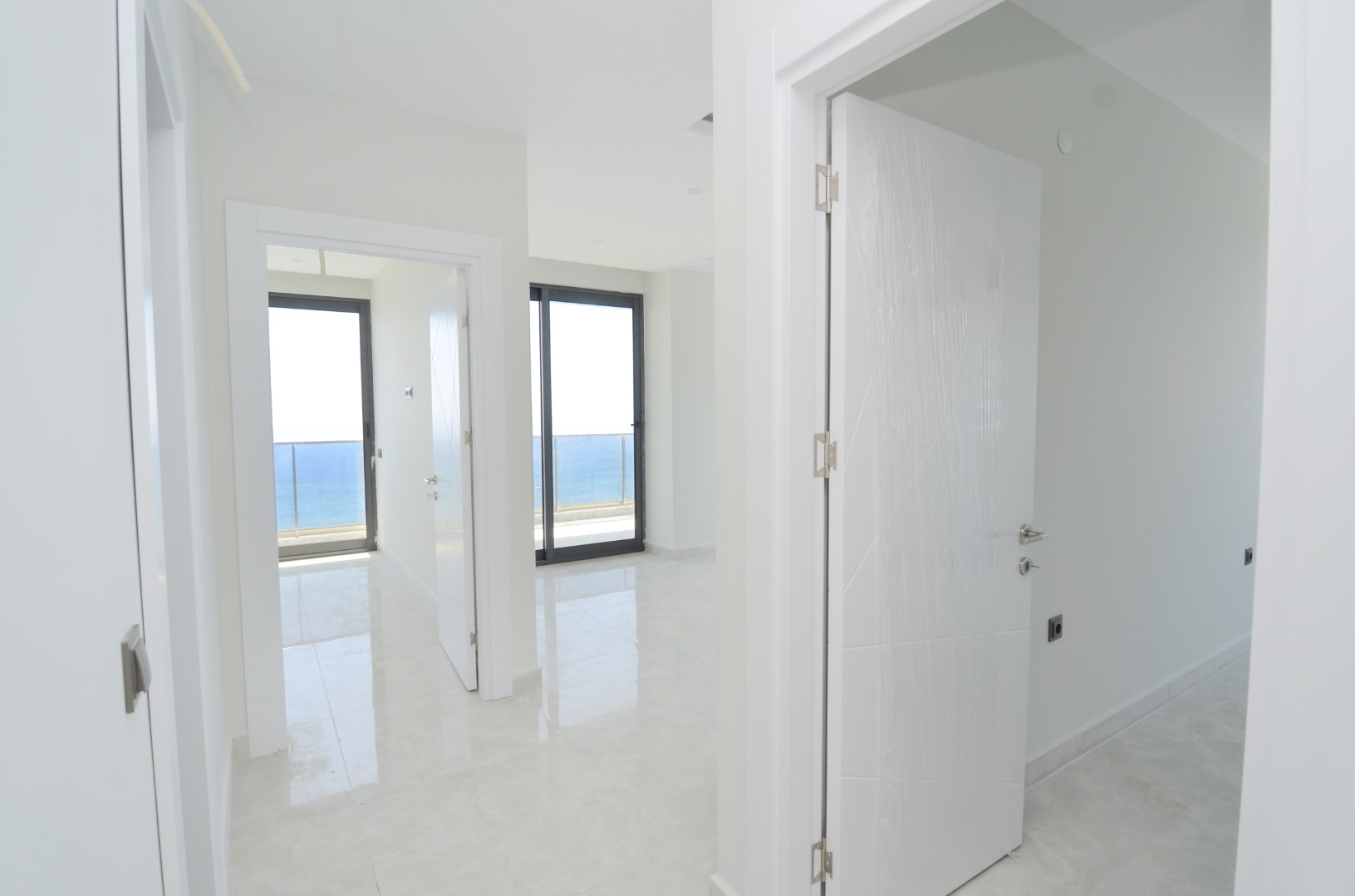 Apartments 2+1 on the first coastline in Mahmutlar! 95 sq. m. фото 7