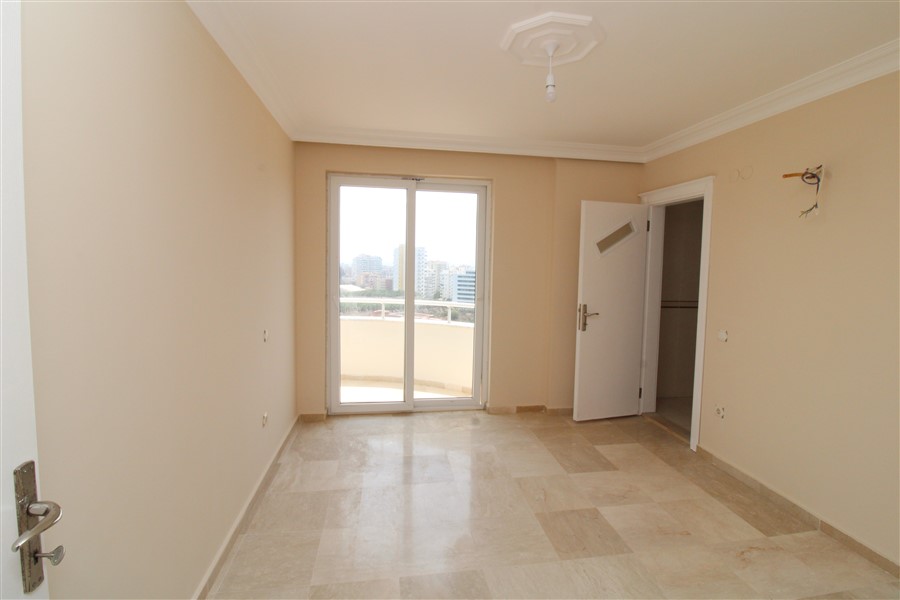 Квартира 2+1 с панорамным видом на море, природу и крепость, 120 м2. Махмутлар, Алания. фото 5