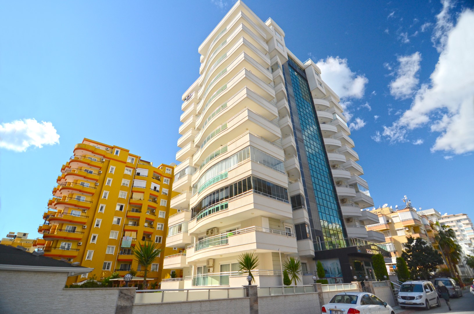 Квартира 2+1 и пентхаус 4+1 с видом на море и крепость в Махмутларе. фото 7