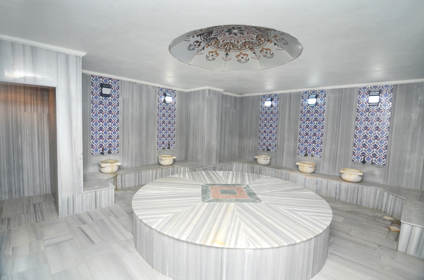 Квартира 2+1 и пентхаус 4+1 с видом на море и крепость в Махмутларе. фото 9