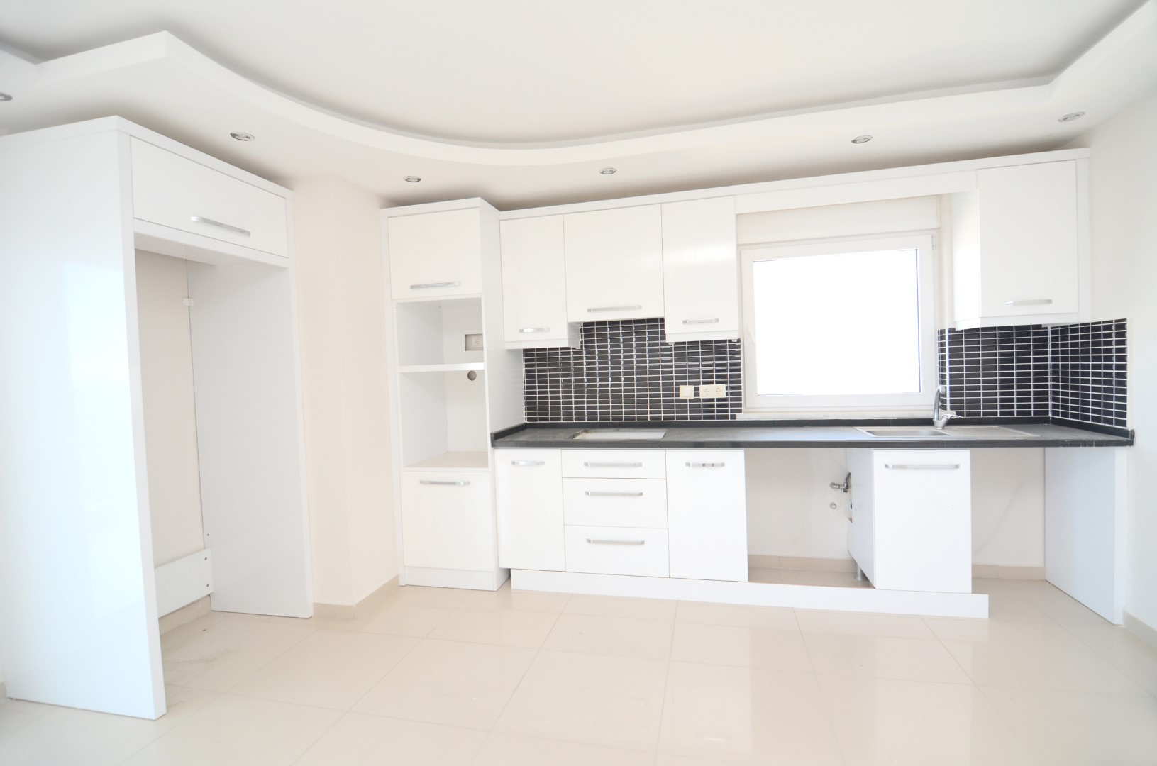 Квартира 2+1 и пентхаус 4+1 с видом на море и крепость в Махмутларе. фото 21