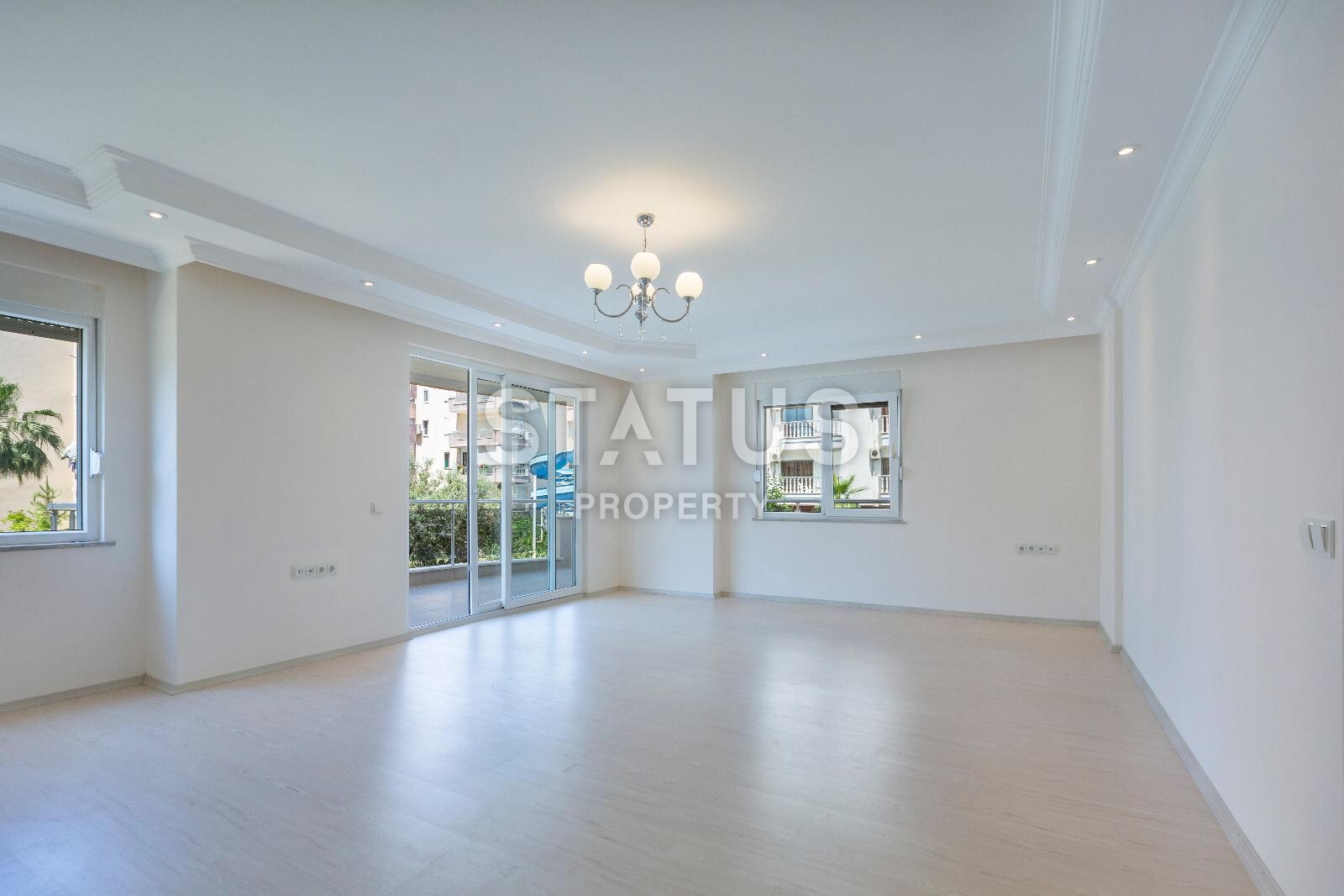 Большая трехкомнатная квартира в 100 м от побережья района Махмутлар, 130 кв.м. фото 8