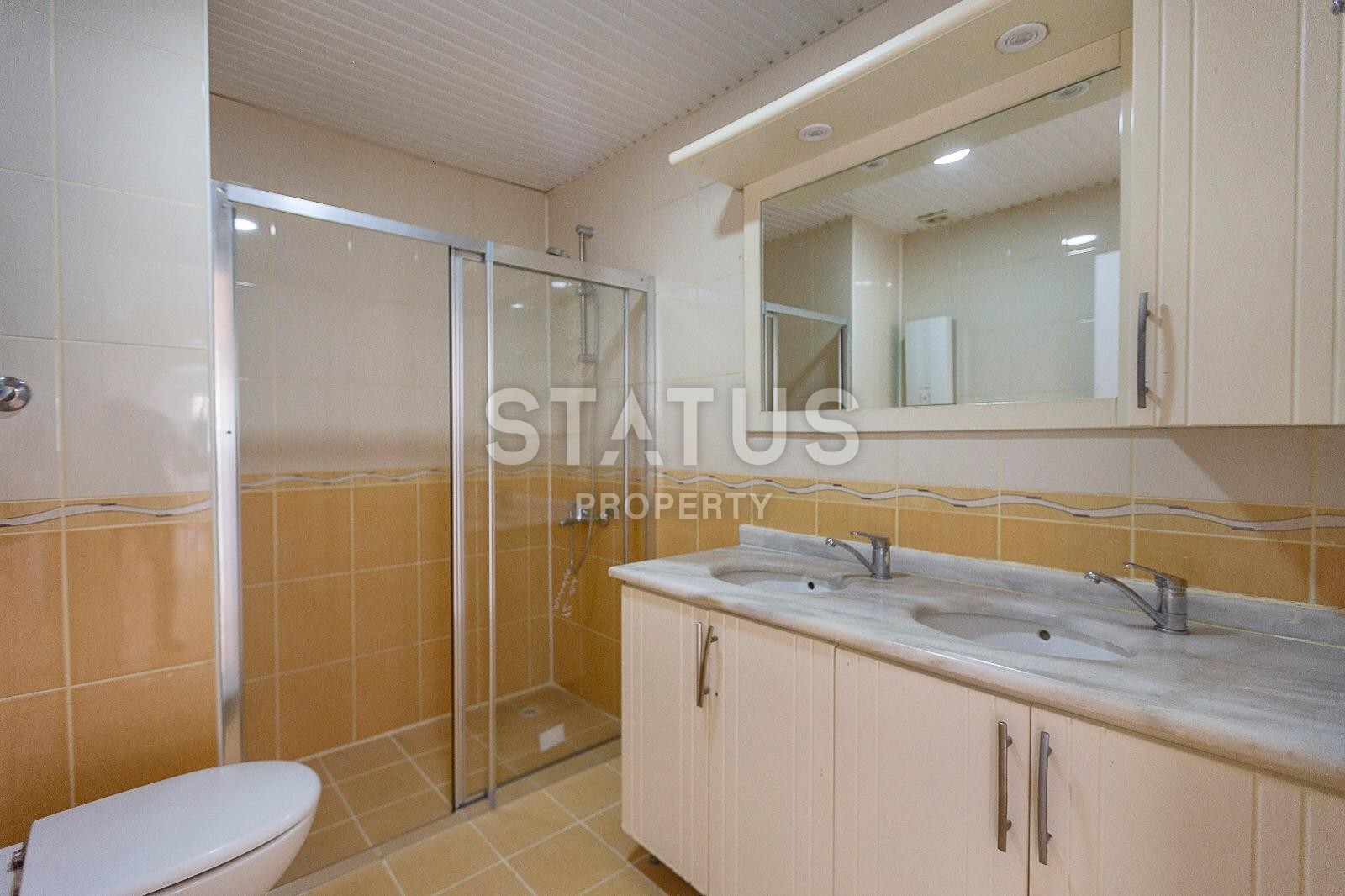 Большая трехкомнатная квартира в 100 м от побережья района Махмутлар, 130 кв.м. фото 14