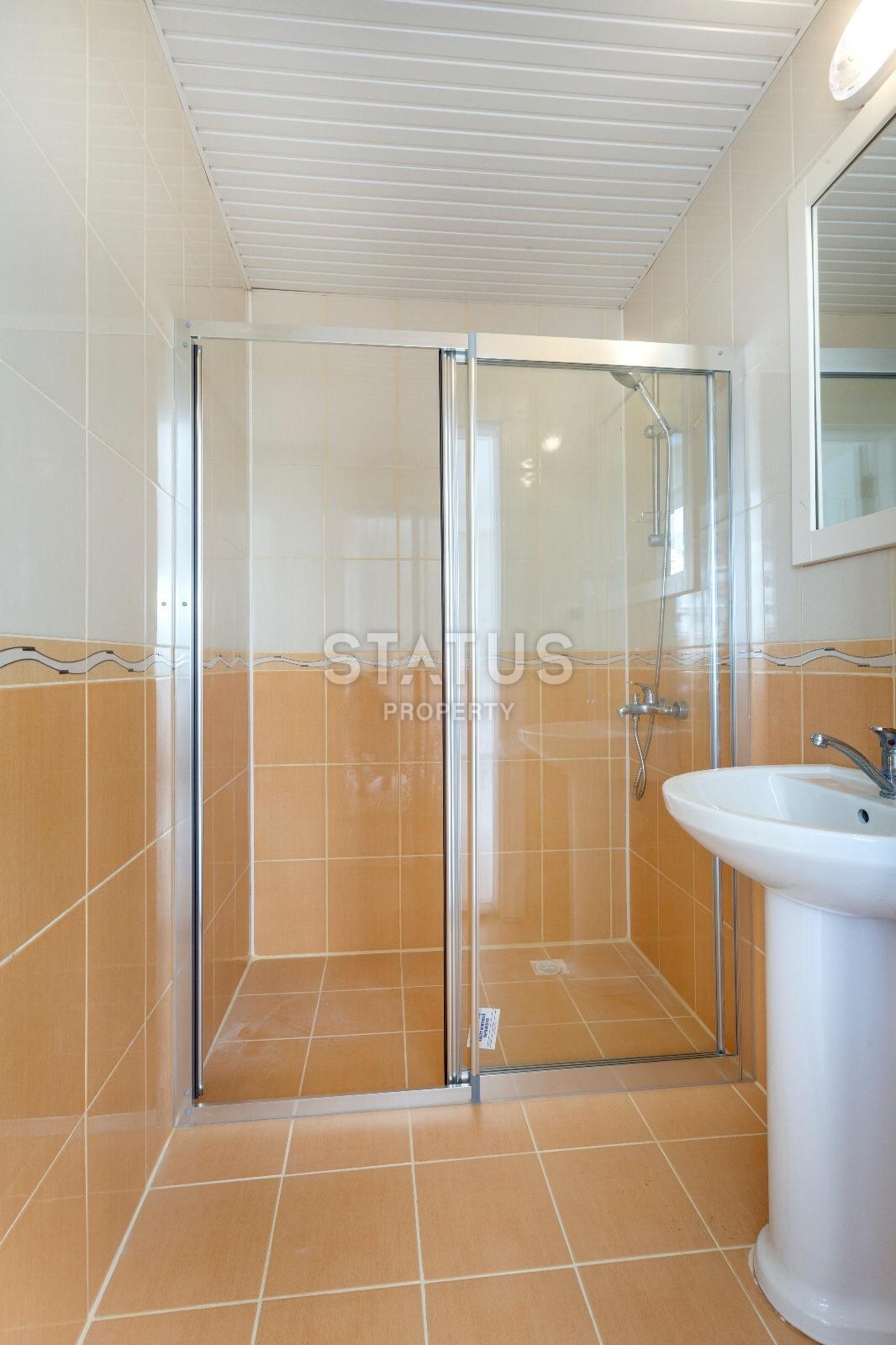 Большая трехкомнатная квартира в 100 м от побережья района Махмутлар, 130 кв.м. фото 15