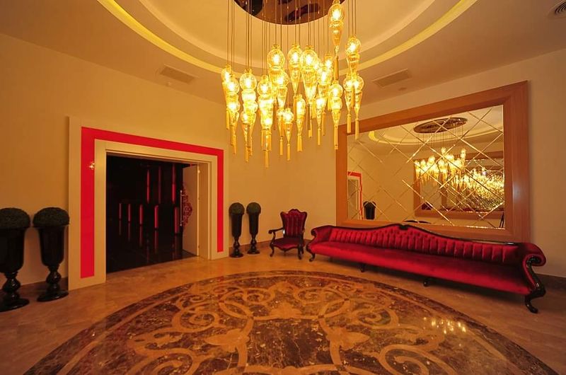 Three-room apartment with furniture in a luxury complex, 110 m2 фото 6