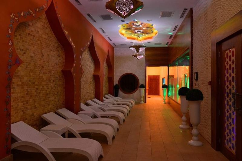 Three-room apartment with furniture in a luxury complex, 110 m2 фото 11