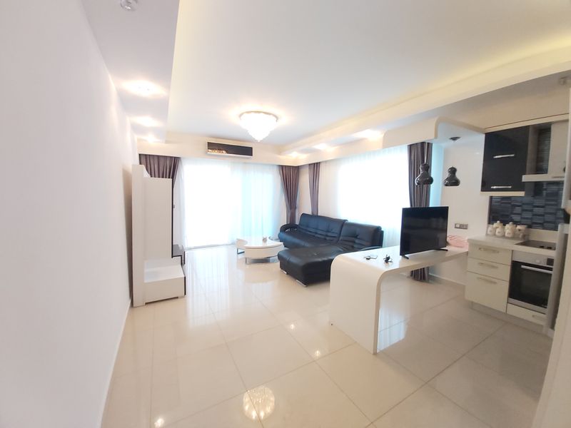 Three-room apartment with furniture in a luxury complex, 110 m2 фото 16